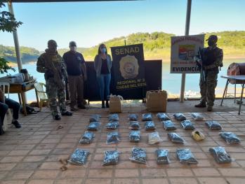 Confiscaron 18 kilos de droga a orillas Paraná
